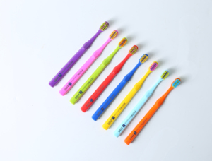 <span class=keywords><strong>Cepillo</strong></span> <span class=keywords><strong>de</strong></span> <span class=keywords><strong>Dientes</strong></span> Ortodóntico en Forma <span class=keywords><strong>de</strong></span> U Pesitro 6580, Filamentos Ultrasuaves <span class=keywords><strong>de</strong></span> 0.10 mm, <span class=keywords><strong>Cepillo</strong></span> <span class=keywords><strong>de</strong></span> <span class=keywords><strong>Dientes</strong></span> Ortodóntico <span class=keywords><strong>para</strong></span> Usuarios <span class=keywords><strong>de</strong></span> Aparatos Ortodónticos - Product Image 3