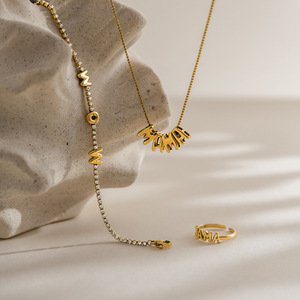 Collier Songfu Nouveau Style <span class=keywords><strong>Chic</strong></span> Français Fête des Mères <span class=keywords><strong>MAMA</strong></span> en Acier Inoxydable Plaqué Or 18K avec Zircon Cubique, Bijou Exquis de Luxe Léger pour Femme - Product Image 3