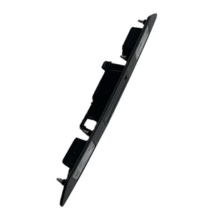 Conjunto de Luz Trasera para Placa de Matrícula de Audi A6L C6 A4 Q7, 8P48275743FZ, 12V, Pieza de Repuesto de Plástico - Product Image 1