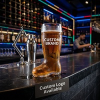 Mug à bière créatif en verre transparent en forme de botte, vente en gros d'usine, avec taille et logo personnalisés, OEM en gros