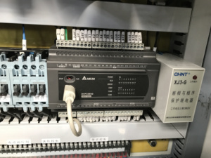 Máy Dập Ghim Bán Tự Động Các Tông Các Tông Các Tông/Thiết Bị Khâu Hộp Các Tông Sóng/Máy Làm Các Tông Sóng - Product Image 4