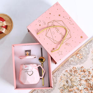 Venta caliente de cerámica Mr. & Mrs. Mugs Set Acabado de mármol para Sweet Life Regalos de bienvenida Tazas de café en caja - Product Image 4