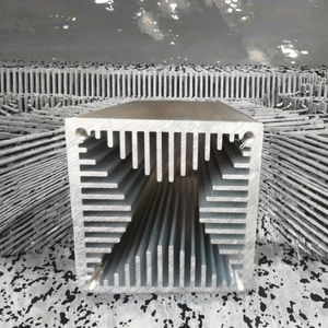 ฮีทซิงค์สำหรับแอมพลิฟายเออร์ ZP 6000 ซีรีส์ 100W โปรไฟล์อะลูมิเนียมแบบกำหนดเอง สำหรับใช้งานในอุตสาหกรรม  ระดับความแข็ง T3-T8 - Product Image 3