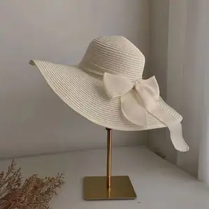 Женская пляжная шляпа с широкими полями