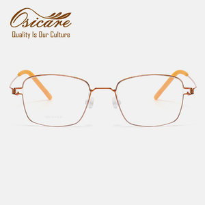Nuovi Occhiali da Vista di Tendenza per Bambine: Montature Rosse di Design con Logo, Lenti Ottiche, Occhiali da Vista per Ragazze - Product Image 3