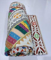 Ensemble de couvre-lit en coton Kantha fait main motif floral pondéré sur mesure coupe travail drap de lit couverture canapé couverture Textiles de maison literie