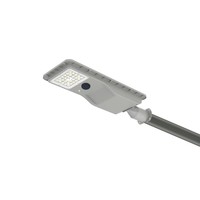 Lampe solaire tout-en-un avec contrôle de la lumière et du temps, 18 W, avec base en alliage d'aluminium, haut lumen, provenant d'une usine chinoise