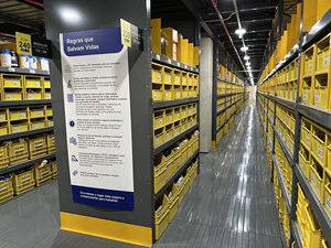 仓库夹层系统是利用垂直空间增加仓库容量的经济高效的解决方案。 - Product Image 2