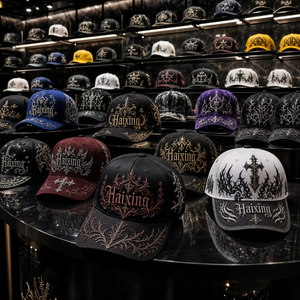 Cappellino da Baseball Gotico Personalizzato Ricamato, Gorras <span class=keywords><strong>Goticas</strong></span> Bordadas, Cappello Snapback con Borchie e Filigrana, Streetwear per Uomo e Donna - Product Image 1