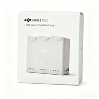 DJI 30W USB-C Two-Way Charging Hub untuk Baterai Mini 3 Pro Penyimpanan Baterai & Power Bank |   Plastik |   USA Tersedia di Stok