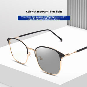 نظارات شمسية جديدة للجنسين مضادة للضوء الأزرق بتصميم مربع ومستطيل، نظارات قصر النظر ثنائية الوظيفة، إطار ذكي مع طباعة ملونة حساسة للضوء - Product Image 4