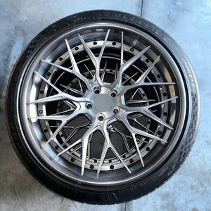 <span class=keywords><strong>ล้อ</strong></span>อลูมิเนียมอัลลอยด์ปลอมแปลงแบบกำหนดเอง2ชิ้น17 18 19 20 21นิ้ว4x100 4X114.3 5x100 5x108 5X112 5X114.3 5X115 5X120 5x127 5x130 - Product Image 3