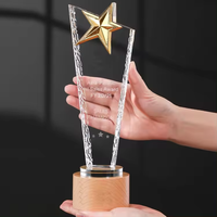 Usine Creative design service personnalisé trophée de prix de cristal base en bois k9 trophée en bois de cristal pour les cadeaux de cérémonie