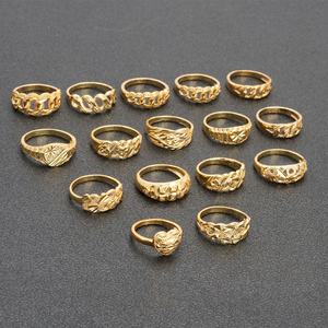 JXX Miss Jewelry 2024 Anillos de Lujo Chapados en Oro de 24k con Forma de Corazón, Anillos Clásicos de Latón Irregular para Mujer, Venta al Por Mayor - Product Image 1