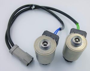 โซลินอยด์วาล์วไฟฟ้าสำหรับรถตัก WA320 (UC1026029415/UC4020757708/924374-S)-6HK1 รุ่นเครื่องยนต์ รับประกัน 1 ปี - Product Image 2