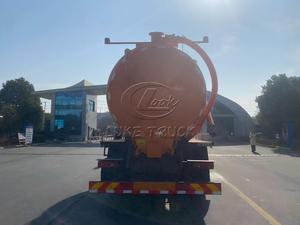 Dongfeng Jincheng 6x4 22m³ Vacuum Sewage Suction Truck LHD/RHD Optional Imported/Auxiliary Engine Water Circulation Vacuum Pump - Product Image 6