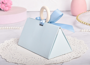 DAMAI Wholesale Triangular Handheld Foldable Wedding <b>Candy</b> <b>Box</b> for Engagement Ceremonies Bridal Favors Paper <b>Box</b> - Product Image 3