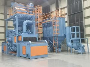 Große Industrielle Rahmen-Rotations-Sandstrahlmaschine mit Förderband für Oberflächenbehandlung von Gussstücken - Product Image 4