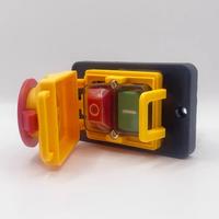 Interrupteur à bouton-poussoir d'urgence électromagnétique étanche 15A 400V 7 broches pour machine à meuler de bateau, outil de jardin