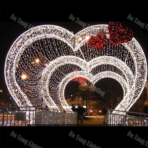 Exhibición de Luces en Forma de Corazón Promocional para Campañas Festivas, Eventos de San Valentín, Celebraciones de Bodas y Entornos Comerciales Románticos - Product Image 3