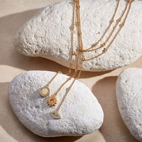 Gemnel chaîne délicate décorée de perles motif le plus de symboles breloque mauvais œil avec collier lariat turquoise