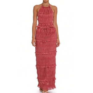 ชุดเซ็ต 2 ชิ้นสำหรับผู้หญิง คอแบบผูกเชือก - กระโปรงยาวระบายเป็นชั้นๆ และเสื้อครอปท็อปแต่งดีเทลวิบวับ แฟชั่น - Product Image 3