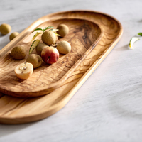 Maison naturelle Premium Quality Runway Shape Stockage en bois d'olivier Plateau de service Assiette pour boisson Café Thé Snack Fruits Tapas
