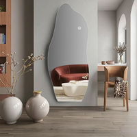 Internet-Miroir pleine longueur en forme de nuage rouge illuminé Design moderne Entrée de la maison Tenture murale Dressing Miroir intelligent