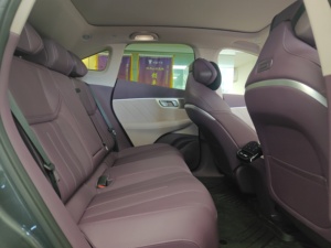 Nuovissimo SUV Elettrico Deepal S07 2025 con Guida a Sinistra, Interni Scuri, Sedili in Pelle - Fornitura Affidabile e Spedizione dal Mercato Premium - Product Image 4