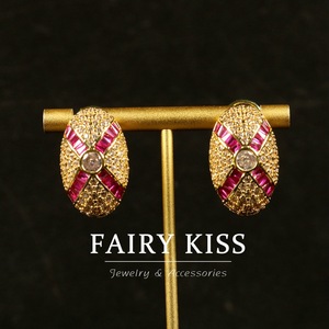 Pendientes Geométricos Vintage de Cobre con Diseño de Circonita, Simples y Elegantes, Versátiles, con Bloques de Color - Product Image 4