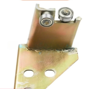 20U-54-24911 Pour 20U-5425261 35R-8/50/75/78/128/228UU Poulie de porte de cabine 20U-54-24933 Serrure mobile Pièces de mini-excavatrice - Product Image 1