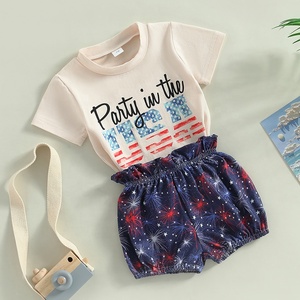Set Estivo per Bambine di 12 Mesi, Magliette con Logo e Pantaloncini Coordinati, Completo 2 Pezzi per il Quattro Luglio - Product Image 1