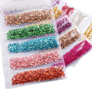 Bijoux d'ongles 3D style français, très demandés, avec dos transparent en or, argent et gravier de verre brisé pour les doigts - Product Image 3