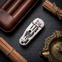 Couteau coupe-cigares multifonctionnel pliable en acier inoxydable avec poignée squelettée, verrouillage par cadre, clip de poche portable, accessoires EDC