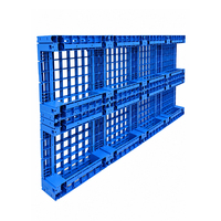 Palette en plastique modulaire à emboîtement, librement combinable pour un stockage en entrepôt sur mesure