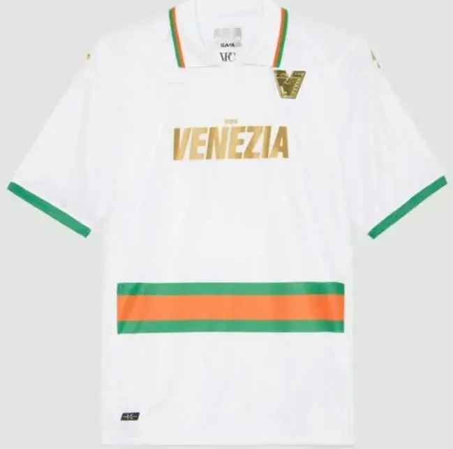 2324 áo bóng đá VENEZIA FC sân nhà màu đen trắng thứ ba màu xanh thứ 4 màu đỏ 10 aramu 11 Forte Venice 2023 busio 27 áo bóng đá