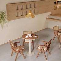 Tables et chaises de salle à manger rétro en bois sur mesure pour restaurants, cafés japonais haut de gamme, sièges de table et canapés pour influenceurs