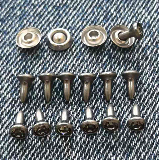 Diamond Design High End Fashion Brass