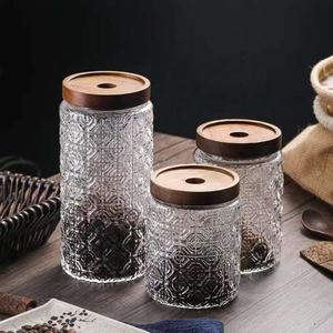 500 <span class=keywords><strong>ml</strong></span> 700 <span class=keywords><strong>ml</strong></span> 1000 <span class=keywords><strong>ml</strong></span> modello in rilievo serbatoio per alimenti contenitori ermetici in vetro da <span class=keywords><strong>cucina</strong></span> barattolo di vetro con coperchio in legno di Acacia - Product Image 1