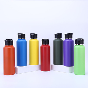 Nuevas botellas de agua deportivas reutilizables de acero inoxidable en una variedad de colores se venden bien. - Product Image 4