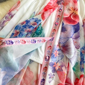 เดรสยาวพิมพ์ลายดอกไม้สไตล์ฝรั่งเศส แขนยาว ผูกเอว เหมาะสำหรับวันพักผ่อน - Product Image 5