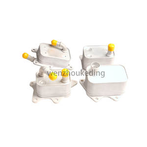 Nouveau refroidisseur d'huile moteur 06J117021M 06J117021E 06J117021P 06J117021D pour VW Jetta Audi A4 Q5 1.8T 2.0T <span class=keywords><strong>G3</strong></span> - Product Image 5