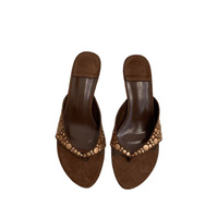 Sandales à talons hauts en daim personnalisables avec logo OEM/ODM pour femmes – Tongs chic style Baddie