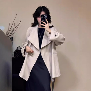 2024 Style coréen de haute qualité grand revers <span class=keywords><strong>court</strong></span> ample minceur Simple avec ceinture <span class=keywords><strong>Trench</strong></span> Coat - Product Image 2