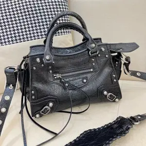 Famous Brand Ladies Black Hand Bags Purses and Handbags Designer Luxury Rivet Motorcycle Bag Purse for Women Cotton Frame Letter