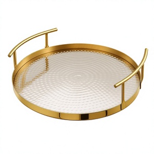Plateau de service de luxe en acier inoxydable écologique avec finition martelée dorée, style américain, pour la maison et la salle à manger - Product Image 1