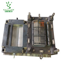 Moule de profilé PVC sur mesure BOGDA pour plinthes, goulottes de câbles, panneaux muraux et plus encore