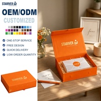 Boîte cadeau magnétique pliable avec logo personnalisé en feuille d'or, boîte d'emballage rigide orange pour mariage, cosmétiques, soins de la peau, souvenirs, panier-cadeau