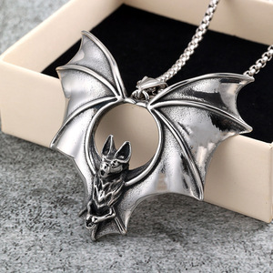 Collar con Colgante de Murciélago de Acero Inoxidable para Hombre, Regalo de Halloween, Diseño Asimétrico con Forma de Animal, Joyería Geométrica, Accesorio de Moda - Product Image 2