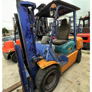Montacargas Diésel Komatsu Usado Japonés de 3 Toneladas FD30, Montacargas de Segunda Mano a Precio Económico en Venta - Product Image 1